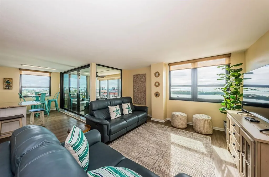 6291 Bahia Del Mar Circle St Petersburg FL 33715