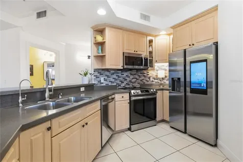750 4th Avenue S St Petersburg FL 33701
