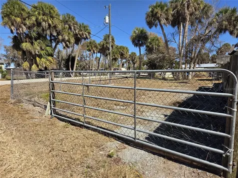1024 Strickland Road Okeechobee FL 34974