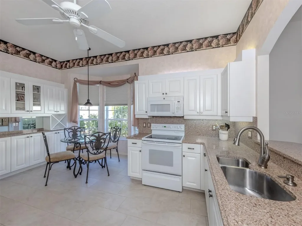812 Montrose Drive Venice FL 34293
