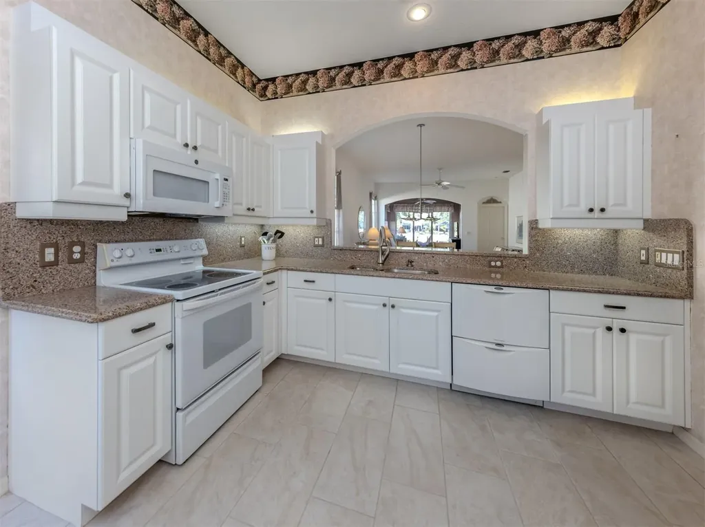 812 Montrose Drive Venice FL 34293