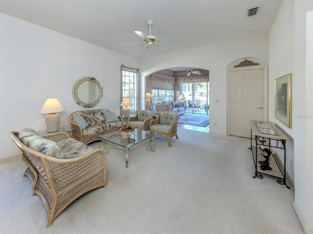 812 Montrose Drive Venice FL 34293