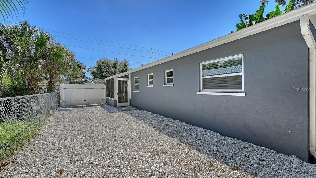 2533 Waldemere Street Sarasota FL 34239