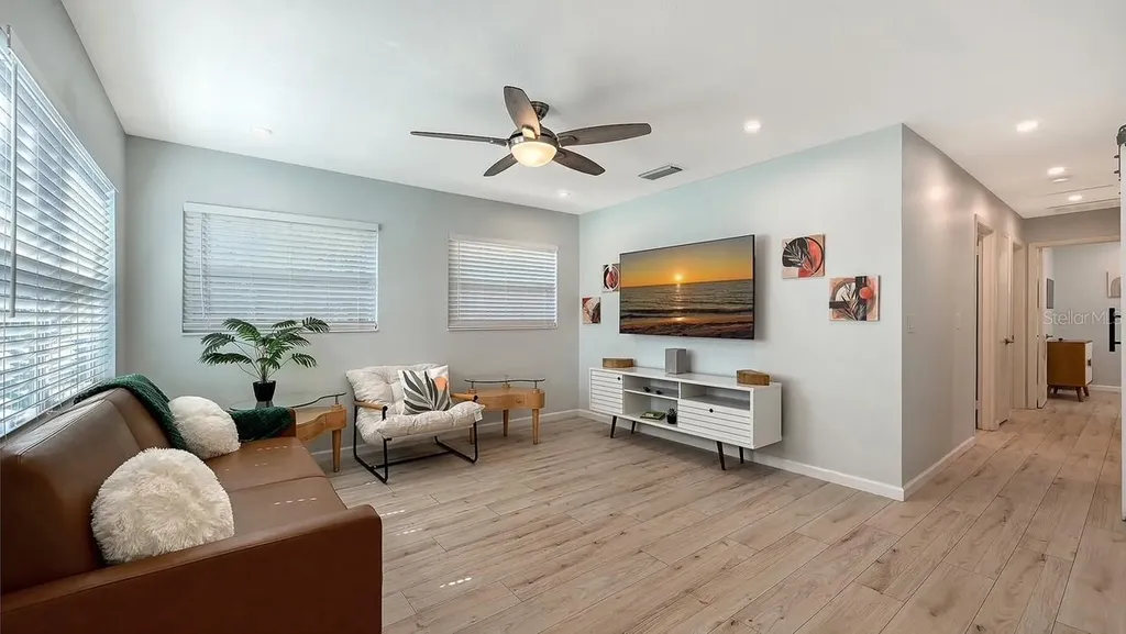 2533 Waldemere Street Sarasota FL 34239
