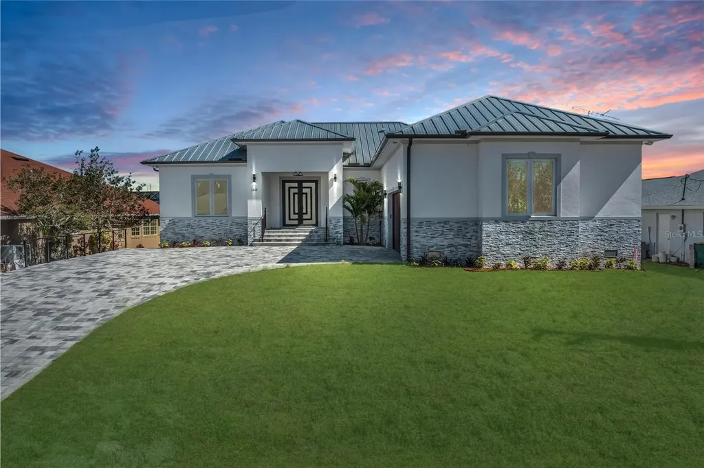 2228 Harbour Drive Punta Gorda FL 33983