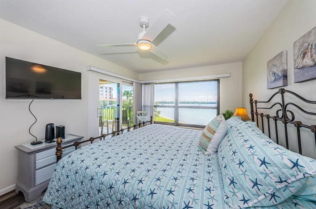 6291 Bahia Del Mar Circle St Petersburg FL 33715
