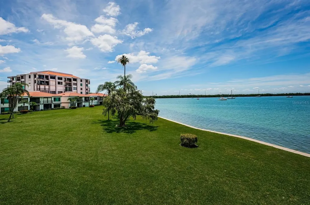 6291 Bahia Del Mar Circle St Petersburg FL 33715