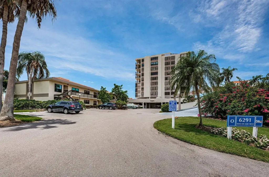 6291 Bahia Del Mar Circle St Petersburg FL 33715