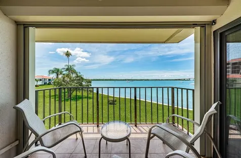 6291 Bahia Del Mar Circle St Petersburg FL 33715