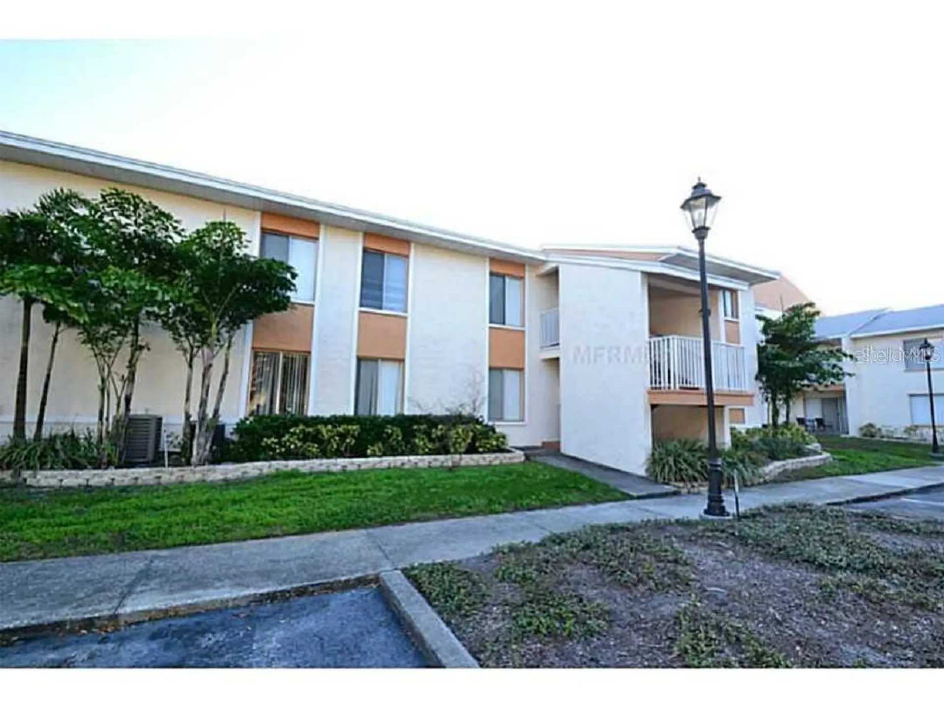 720 100th Avenue N St Petersburg FL 33702
