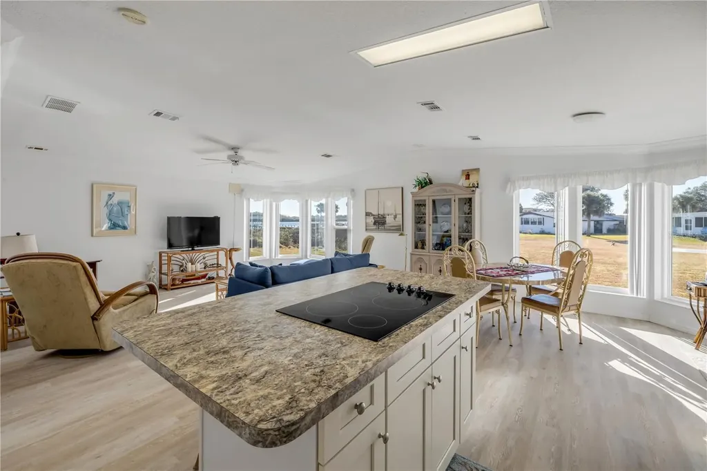 290 Navajo Drive Oak Hill FL 32759