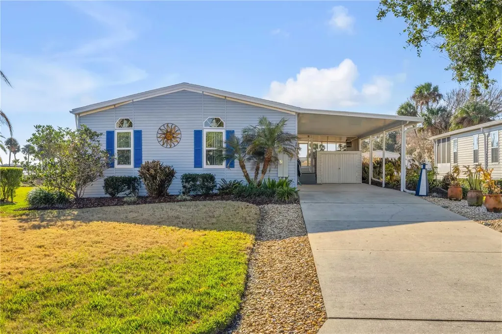 290 Navajo Drive Oak Hill FL 32759