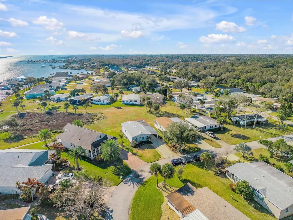 290 Navajo Drive Oak Hill FL 32759