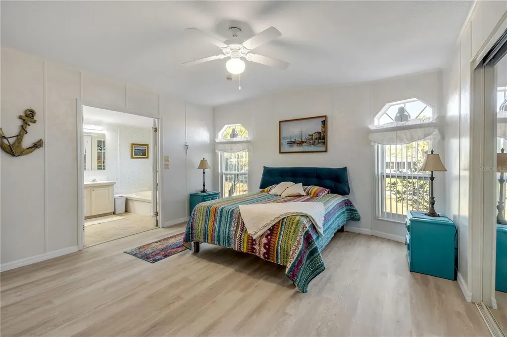 290 Navajo Drive Oak Hill FL 32759