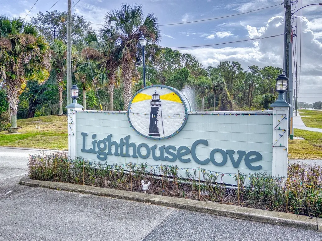 290 Navajo Drive Oak Hill FL 32759