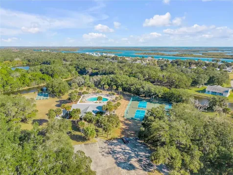 290 Navajo Drive Oak Hill FL 32759