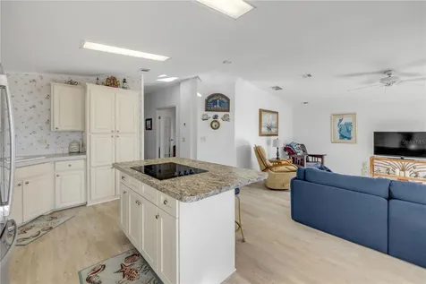 290 Navajo Drive Oak Hill FL 32759