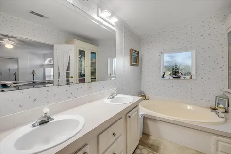 290 Navajo Drive Oak Hill FL 32759