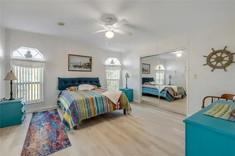 290 Navajo Drive Oak Hill FL 32759