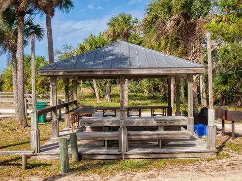 290 Navajo Drive Oak Hill FL 32759