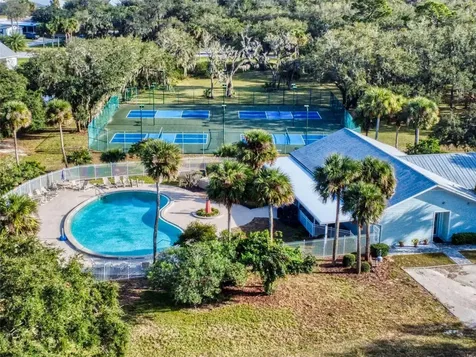 290 Navajo Drive Oak Hill FL 32759