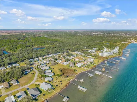 290 Navajo Drive Oak Hill FL 32759