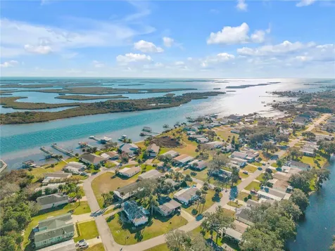 290 Navajo Drive Oak Hill FL 32759