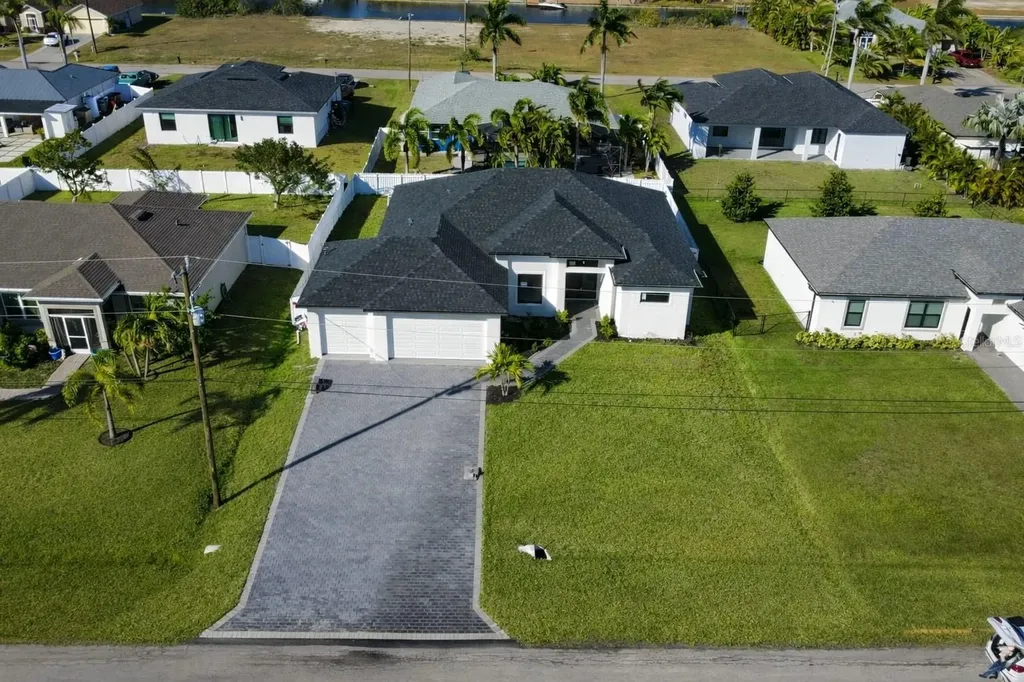 2853 NW 3rd Street Cape Coral FL 33993