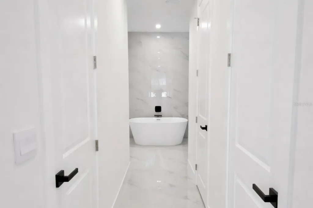 2853 NW 3rd Street Cape Coral FL 33993