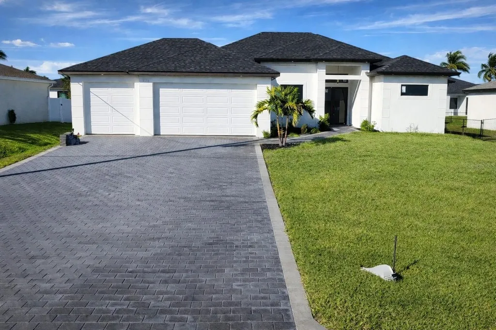 2853 NW 3rd Street Cape Coral FL 33993