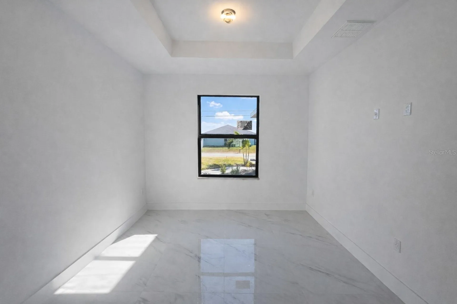 2853 NW 3rd Street Cape Coral FL 33993