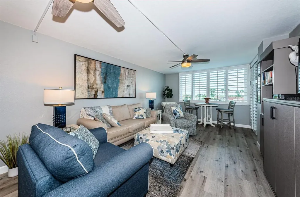 6295 Bahia Del Mar Circle St Petersburg FL 33715