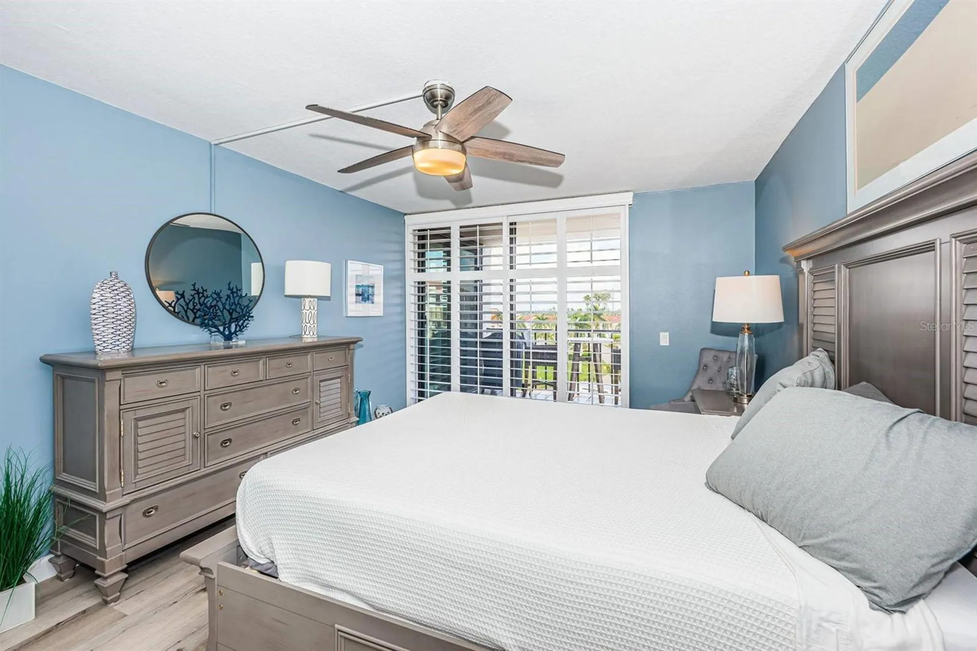 6295 Bahia Del Mar Circle St Petersburg FL 33715