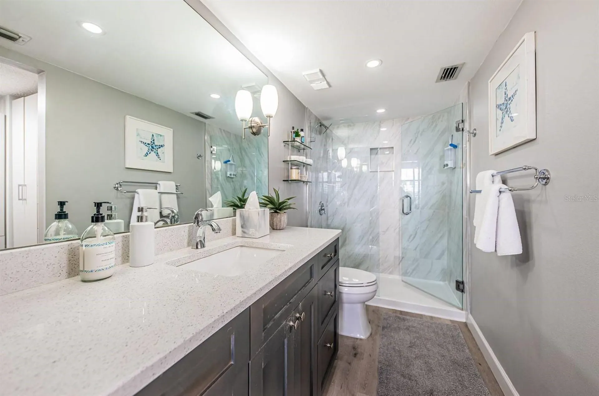 6295 Bahia Del Mar Circle St Petersburg FL 33715