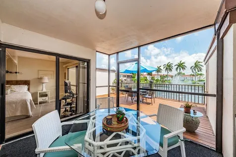 6294 Bahia Del Mar Circle St Petersburg FL 33715