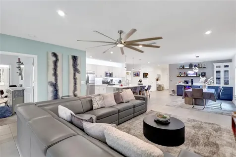 585 Pink Ibis Bend St Cloud FL 34772