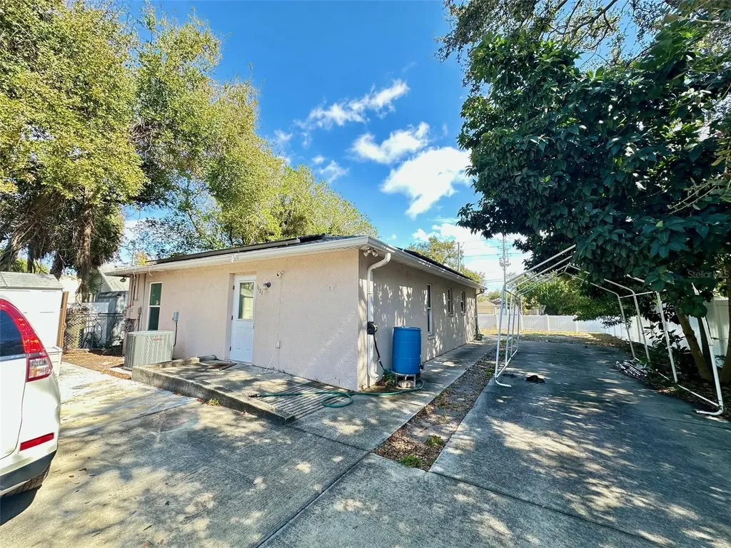 1121 Dr Martin Luther King Jr Street S St Petersburg FL 33705