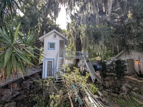 2201 S Sanford Avenue Sanford FL 32771