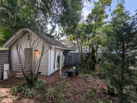 2201 S Sanford Avenue Sanford FL 32771