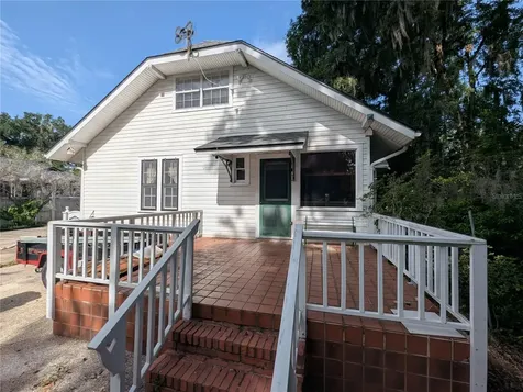 2201 S Sanford Avenue Sanford FL 32771