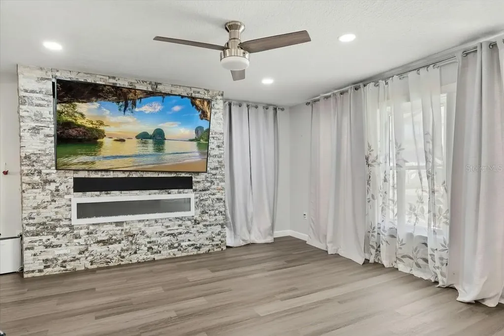 306 Rona Lane Davenport FL 33897