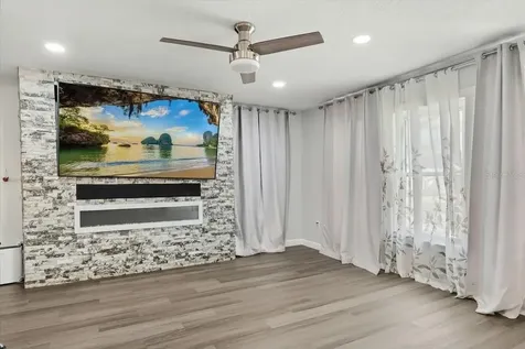 306 Rona Lane Davenport FL 33897
