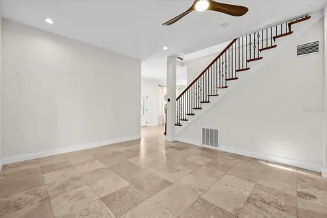 2327 4th Avenue N St Petersburg FL 33713