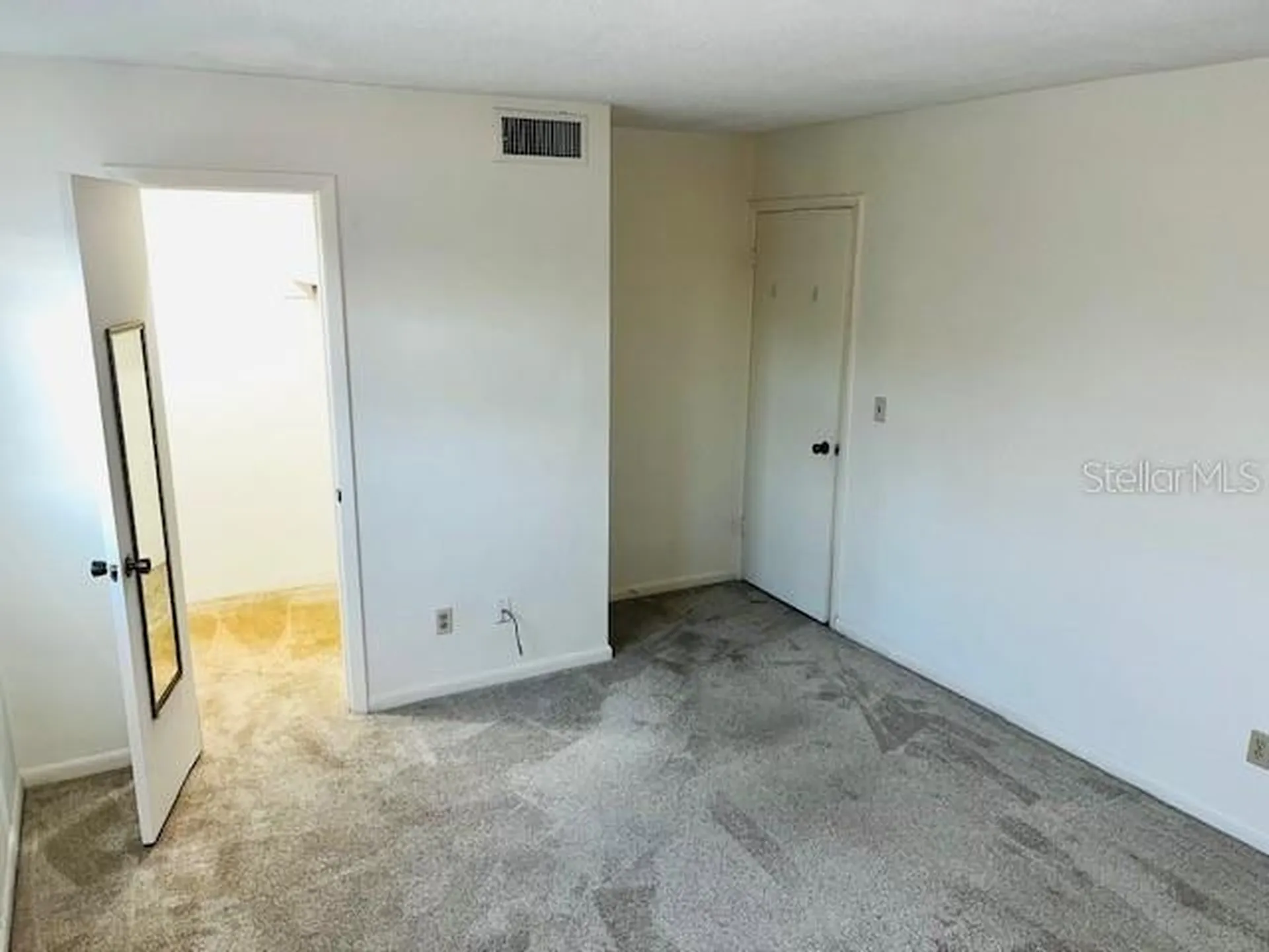 625 N Halifax Avenue Daytona Beach FL 32118