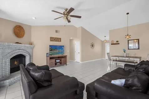 3845 Landlubber Street Orlando FL 32812