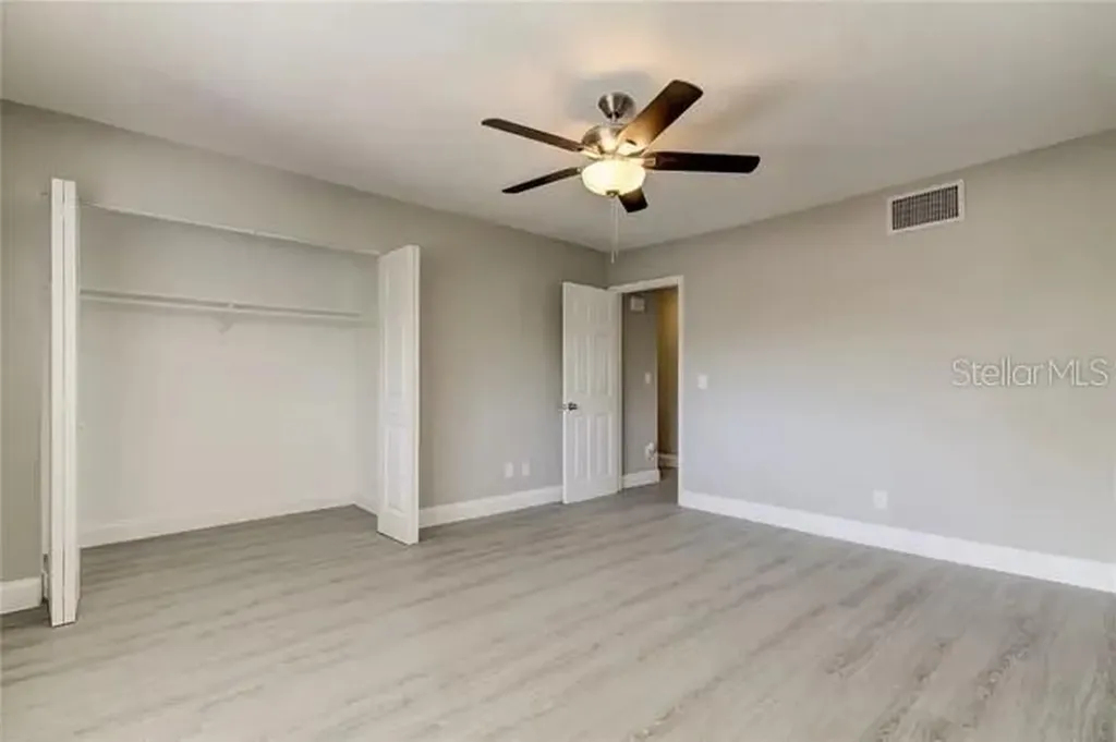 300 6th Street N Safety Harbor FL 34695
