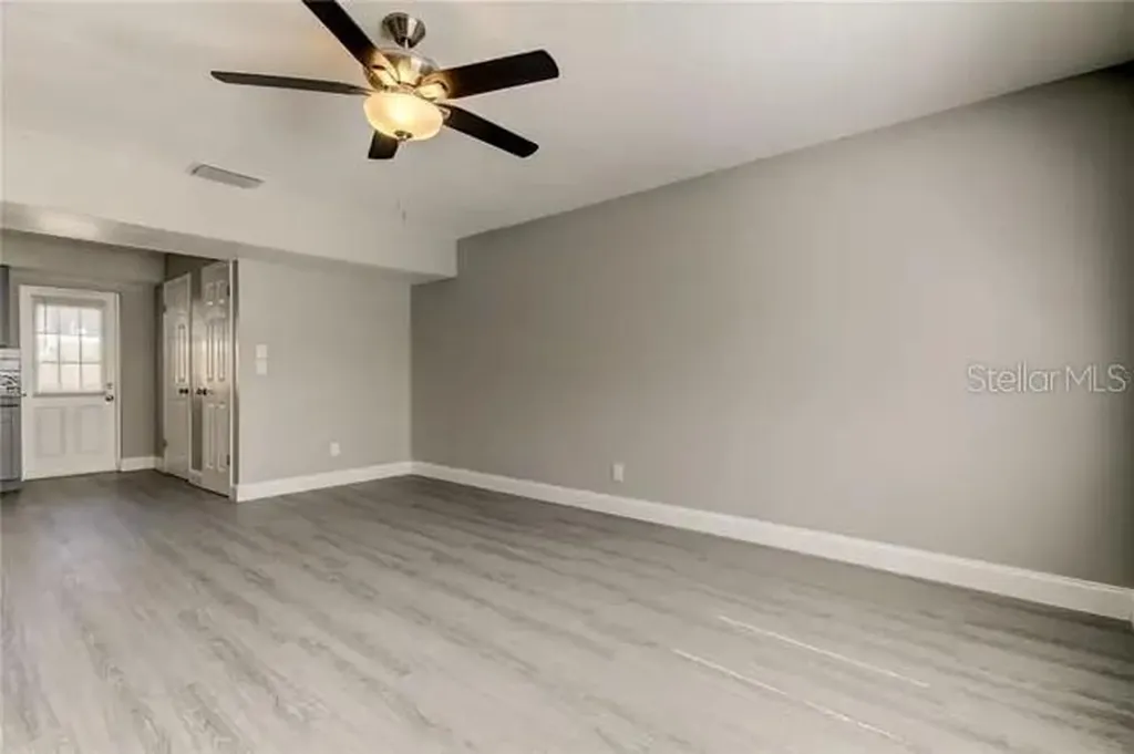300 6th Street N Safety Harbor FL 34695