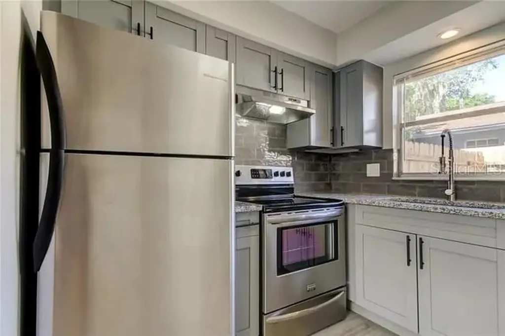 300 6th Street N Safety Harbor FL 34695