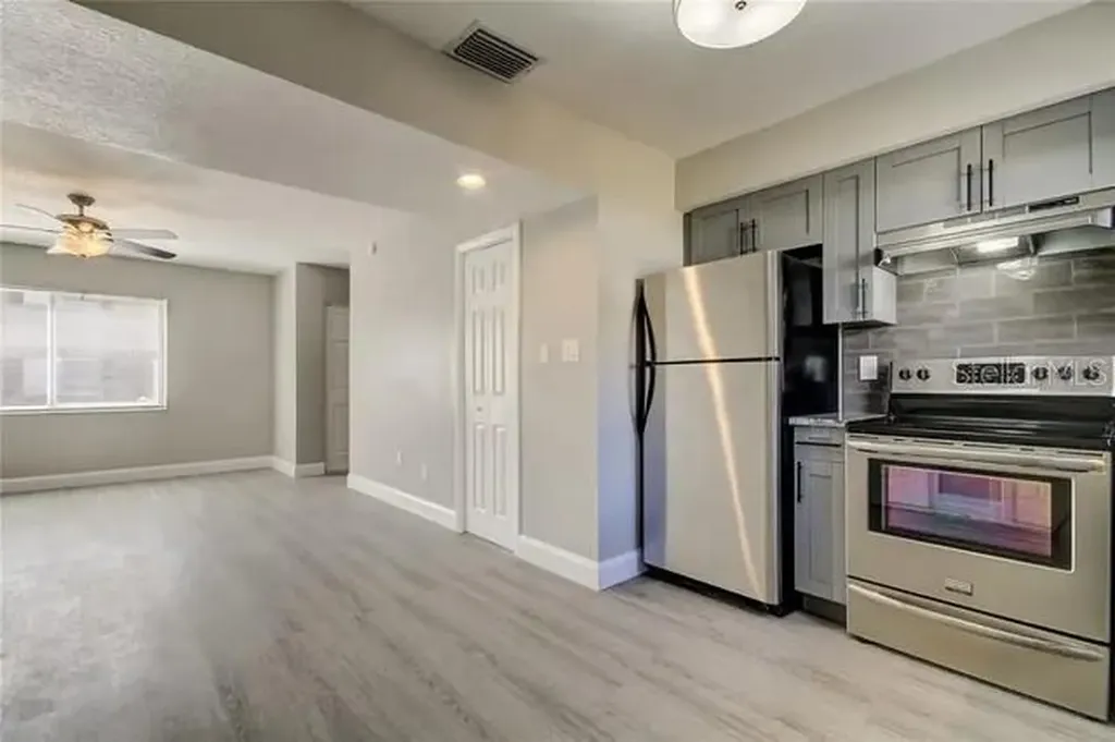 300 6th Street N Safety Harbor FL 34695