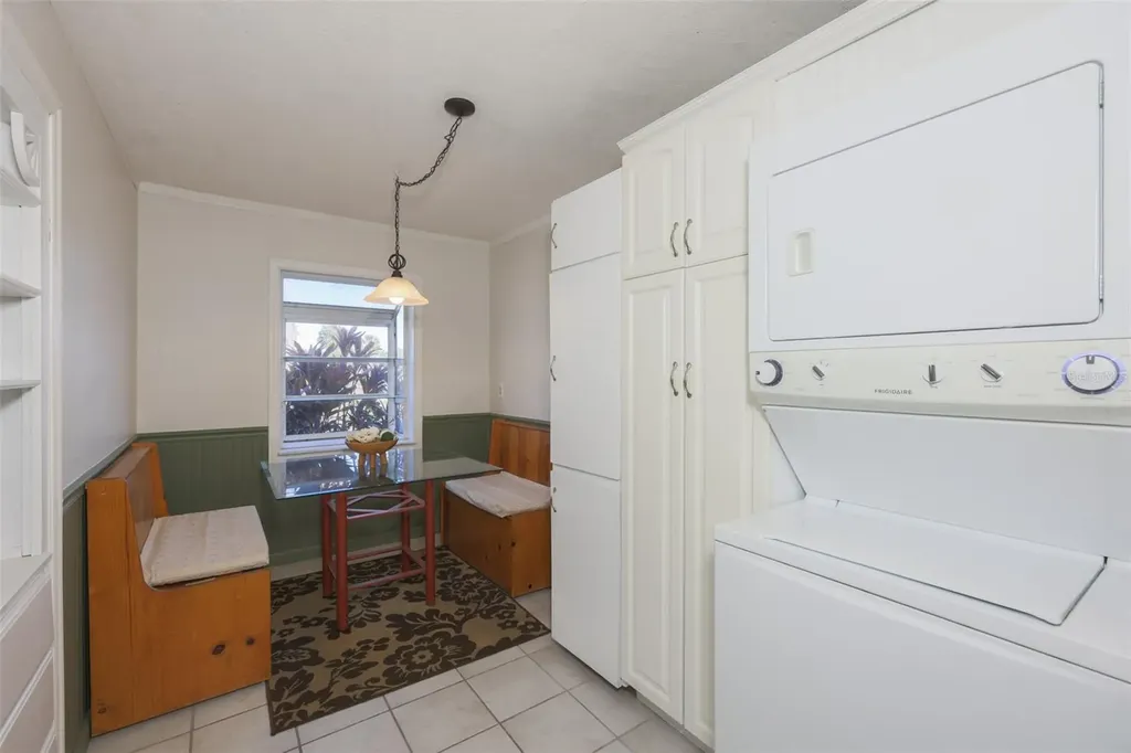 318 Fairside Court Sun City Center FL 33573
